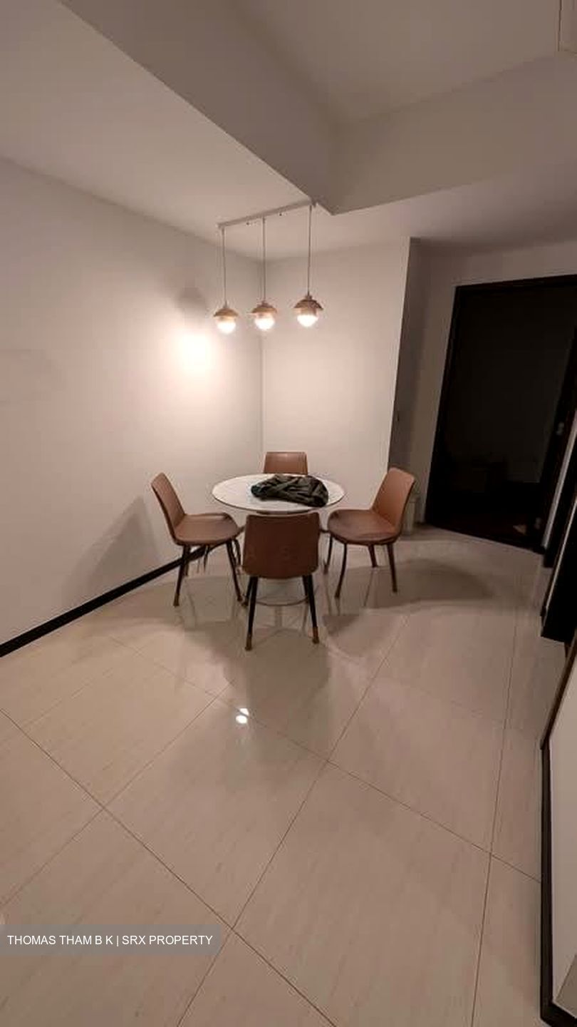 Sims Urban Oasis (D14), Condominium #573174371